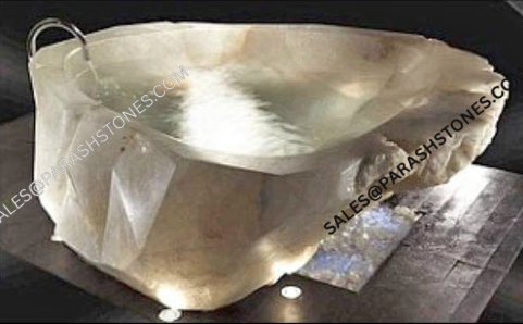 Gemstone-Bathtub (1)
