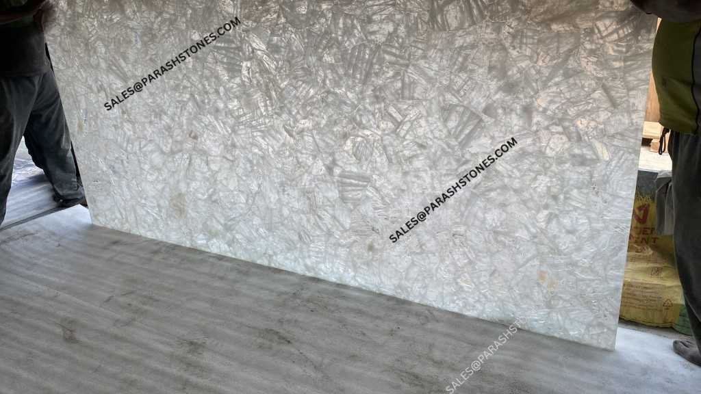 crystal-quartz-backlit-slab