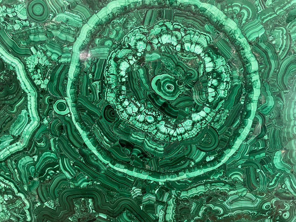 Malachite Gemstone Slab, Tiles and Countertop